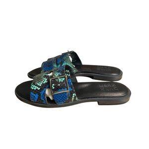 Naturalizer FARYN Leather Sandals, Women's Size 4.5, Snake Print Blue